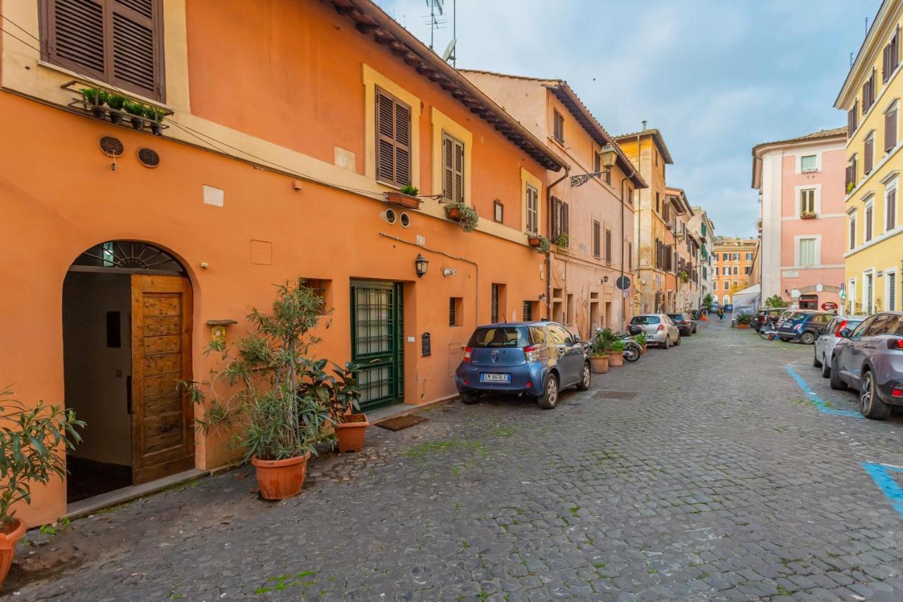 Art House Trastevere Luxury Apartment โรม ภายนอก รูปภาพ