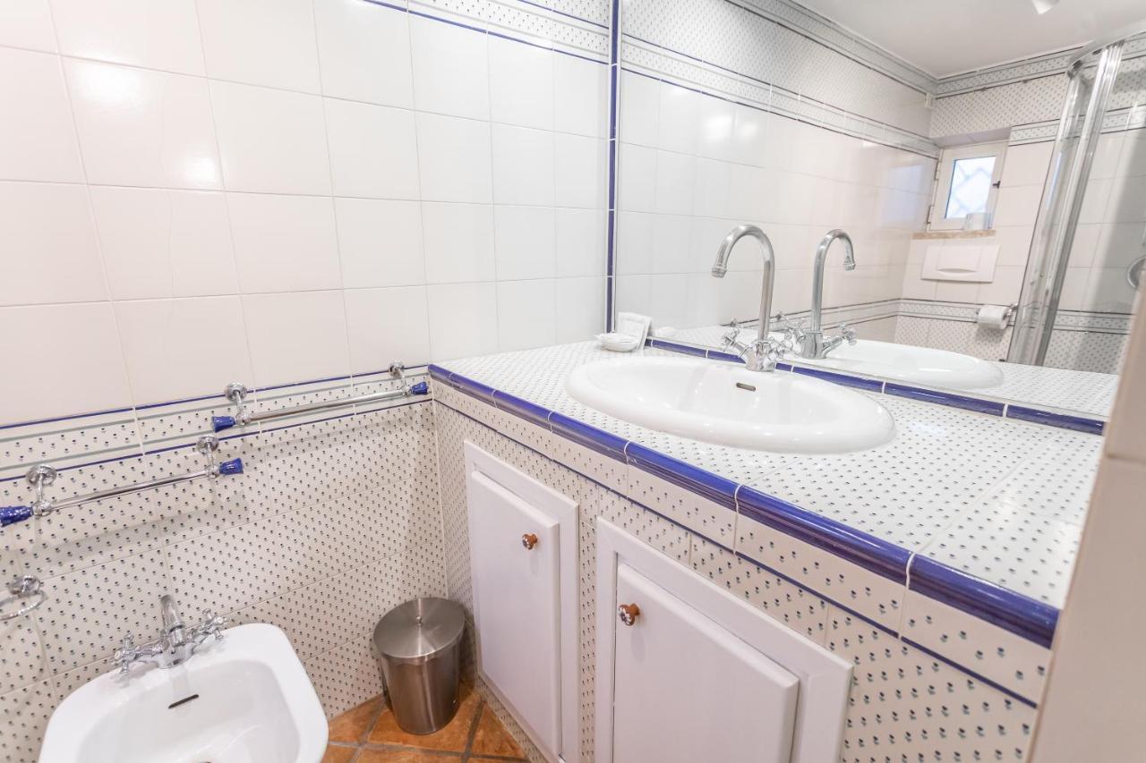 Art House Trastevere Luxury Apartment โรม ภายนอก รูปภาพ